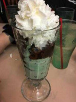 Friendly's food