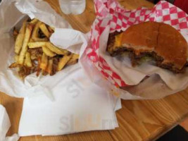 Dandy’s Burgers food