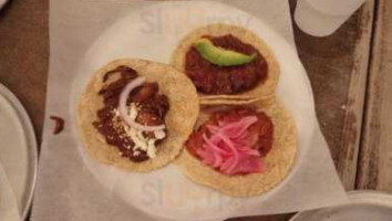 Guisados food