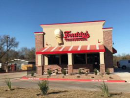 Freddy's Frozen Custard Steakburgers outside