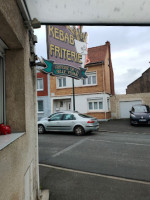 Friterie De La Belle Femme outside