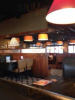 Ruby Tuesday inside