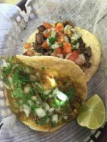 Abuela's Tacos food