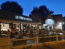 Le Fer à Cheval -grill food