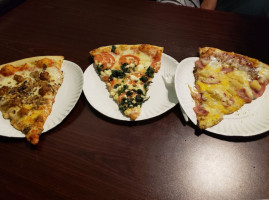 Big Al's Pizzeria food