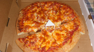 Grubstake Pizza food