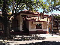 Hahndorf Chinese outside