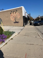 Chocolaterie Stam Glen Ellyn outside