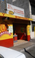 Rosticeria El Forastero outside