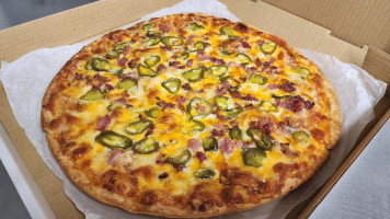 Winkler Pizza food