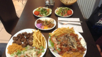 Istanbul Grill food