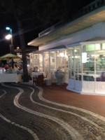 Brasserie Riccione inside