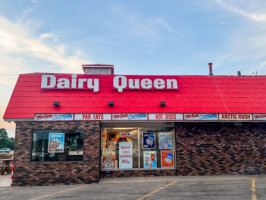 Dairy Queen outside