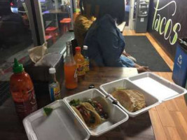 Heffe Tacos food