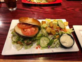 Red Robin Gourmet Burgers And Brews food