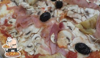 Quelli Del Don Panino Pizza E Brace food