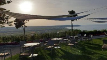 Tra Cielo E Mare Wedding Events inside