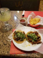 La Mexicana Taqueria food