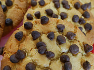 Panaderia Y Pasteleria Arizmendi food