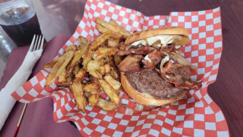 Beacon Falls Cafe food