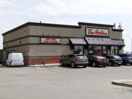 Tim Hortons outside