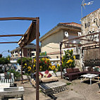 Vista Hermosa Restaurante inside