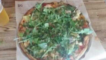 Blaze Pizza food