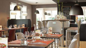 Hotel Restaurant Campanile Niort Est- La Creche food