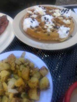 Waffle On Inn food