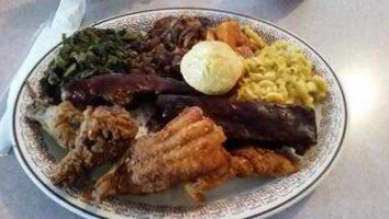 Uncle Thurms Soul Food inside