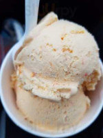 Bruster's Real Ice Cream food