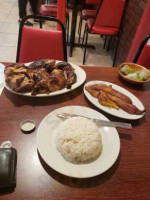 Pollos Pucalor food