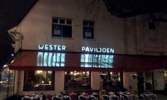 Wester Paviljoen Rotterdam inside