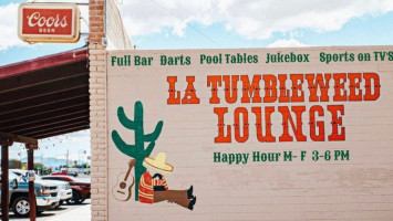 Tumbleweed Lounge outside