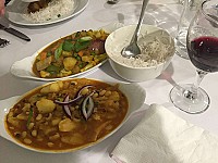 Minaas Restaurant and Cafe food