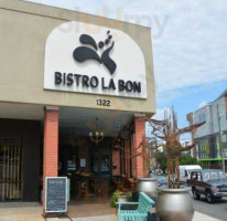 Bistro La Bon outside