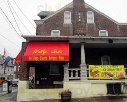 Willy-joe's Steak Shop outside