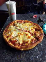 Regina's Pizza food