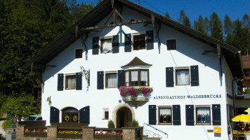 Alpengasthof Walderbrücke outside