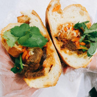 Banh Mi Bites food