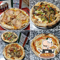 Pizzeria Ragazzi food