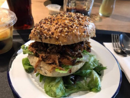 La Boulangerie Des Arenes food