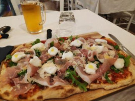 Pizzeria Primavera Gaggiano food