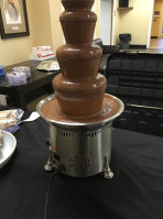 Lil Dipper Chocolate Fountains inside