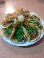 Taquería Raíces inside