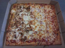 Nobby's Pizzeria food