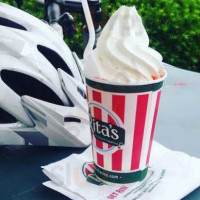 Rita's Italian Ice food