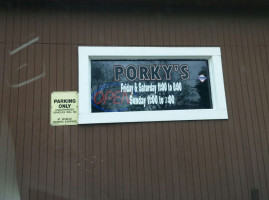 Porky's Blazin' -b-q food