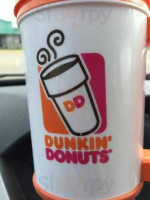 Dunkin' Dounts outside