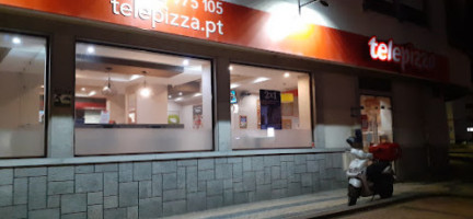 Telepizza food